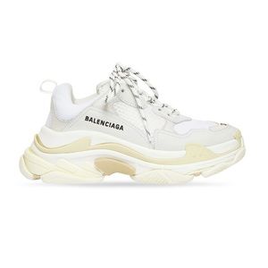BALENCIAGA TRIPLE S SNEAKER
WOMEN'S TRIPLE S SNEAKER IN WHITE